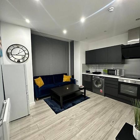 Luxurious 2 Bedroom Flat Beeston Hill Exterior foto